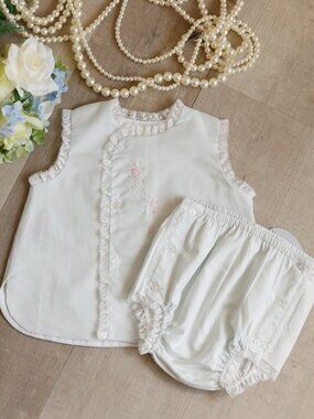 Girls Heirloom Diaper Set Robin Egg Blue White Lace Hand Embroidery Boutique NWT
